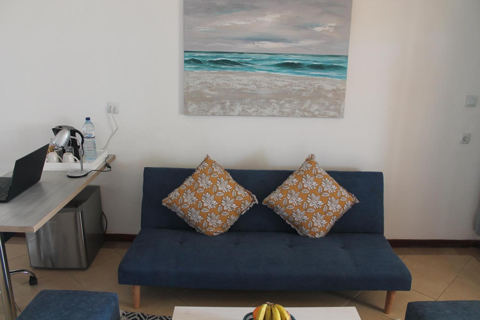 Wharf Side Inn Pemba Bagian luar foto